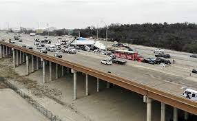 Amazon.com books has the world's largest selection of new and used titles to suit any reader's tastes. At Least 6 Killed In 130 Vehicle Pileup On Icy Texas Interstate Honolulu Star Advertiser