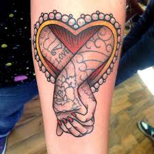Log In Tumblr Tinta Para Tatuaje Tatuaje Estilo Tradicional Tatuajes Tradicionales