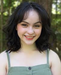 Kendra Bidwell's Instagram, Twitter & Facebook