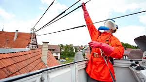 Grundstück 780 qm, alle fenster, böden neu, gas, wasser, stromleitung neu. Isolierung Einer Niederspannungs Freileitung Netze Bw Gmbh