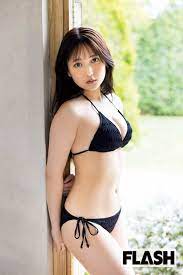 画像・写真36）AKB48・鈴木くるみ、グラビア界に殴り込み！小学生時代は「大島優子さんが大好きでした」 | Smart  FLASHスマフラ[光文社週刊誌]