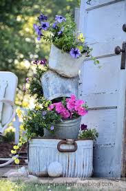 Check spelling or type a new query. 33 Most Beautiful Vintage Garden Decor Ideas Farmfoodfamily