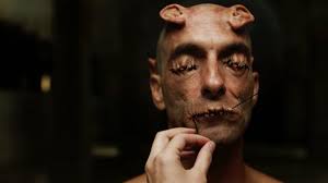 Review: David Cronenberg's 'Crimes of the Future' is a Return to Twisted  Form