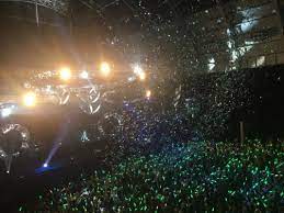Report Hatsune Miku S Sold Out Show In London Captivates Massive Crowd Hatsune Miku Miku Hatsune