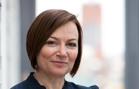 Amanda Vickery's Instagram, Twitter & Facebook