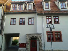 Achte im immobilienangebot jedoch auf möglicherweise versteckte kosten z.b. 2 Zimmer Wohnung Zu Vermieten 06526 Sangerhausen Riestedter Str 14 Mapio Net