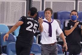 Jugando como mediocampista defensivo, se destacó en sus inicios en river plate, con el cual ganó la copa libertadores de américa. It S Official Matias Almeyda Is Not Chile National Team Manager Center Line Soccer