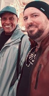 Dustin Lester's Instagram, Twitter & Facebook