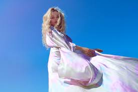 Dove cameron announced on dec. Dove Cameron Talks Mental Health With Boyfriend Thomas Doherty