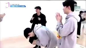 The show started with 57 participants, who were divided into three teams based . 5 000 Jhope Bts Gif Boy In Luv Boy With Love