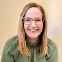 Tess Boyd's Instagram, Twitter & Facebook