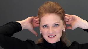 / stočený punkový cop podzim/zima 2016. Retro V Duchu Punku Udelejte Si Rafinovany Uces