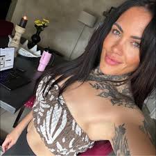 AMO JONES LIMITED EDITION BOX UPDATE . . We got the books from Amo this  weekend in Vegas. We start boxing this week and hope to ship all the  existing orders by