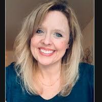 Tina Simon's Instagram, Twitter & Facebook