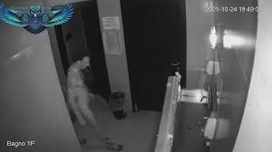 Spy cruising bathhouse - ThisVid.com