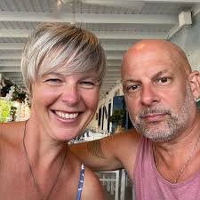 Donna Curley (@donna.curley.50) • Facebook, Connect with friends