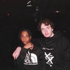 Jackman thomas harlow (born march 13, 1998) is an american rapper, singer, and songwriter. Tour Tales Ronnie Lucciano Shares Stories On Jack Harlow S Rise To Superstardom Revolt