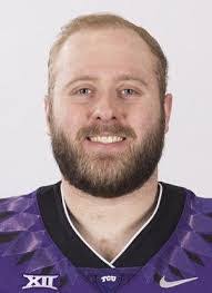 Ade Ali's Instagram, Twitter & Facebook