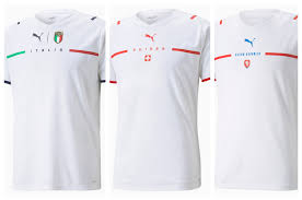 Nachdem aus der em 2020 die em 2021 geworden ist stellt sich natürlich auch die frage nach dem trikot der deutschen nationalmannschaft. Auswarts Shirt Der Fussball Nati Innovativ Oder Langweilig Wie Gefallt Ihnen Das Neue Nati Trikot