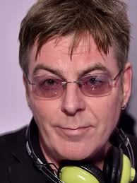 Andy Rourke, bassist for The Smiths, dead at 59
