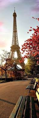 Start at breakfast with a delicious hot baguette and. AdaugÄƒ Pin Pe Paris Franta