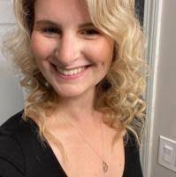 Courtney Edson's Instagram, Twitter & Facebook