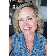 Donna Eggers's Instagram, Twitter & Facebook