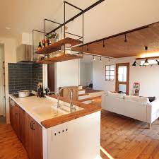 キッチン come home 間接照明 塗り壁 レトロ などのインテリア実例 2016 12 17 07 18 42 roomclip ルームクリップ キッチンパントリーのデザイン 小さなアパートのキッチン キッチン 吊り棚