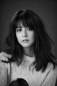 藤井美菜『30代デビュー』