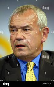 Election challenger hi-res stock photography and images