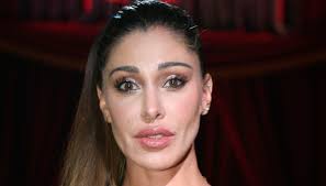 Belen is related to norma g sanchez and jose sanchez as well as 3 additional people. Belen Rodriguez Mother Of Luna Mari Fabrizio Corona Writes To Her World Today News