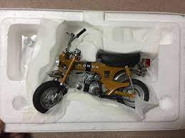 Rare Ebbro Bike 10006 Dax Honda St50 1969 Gold 1 10 Scale Motorcycle Collection 4526175100063 Ebay Sponsored Dax Honda Rare Motorcycle Vehicles Moped