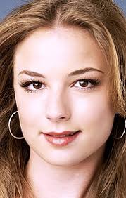 Emily VanCamp
