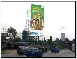 Kalimat persuasif adalah jenis kalimat yang biasanya digunakan untuk mengajak seseorang melakukan sesuatu. Materi Bahan Dan Teknik Dalam Berkarya Seni Rupa Reklame Kelas 12 Sma Ma Bospedia
