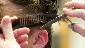 Omilein kommt vom friseur nach hause. Friseurbesuch Zu Hause Sind Mobile Friseure In Corona Zeiten Erlaubt