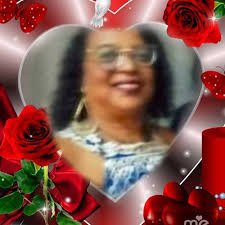 O trio vocal Tincoãs permeou a cena musical brasileira durante as décadas  de 1960 e 1970. Ao criar harmonias vocais para cantos religiosos do  Candomblé, capoeira e sambas de roda, o grupo