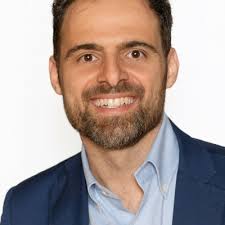 Last Wednesday was my final day at Nissan after an incredible 6 years and  what a journey it's been! I'm so grateful to my amazing colleagues for the  thoughtful send-off. The kind