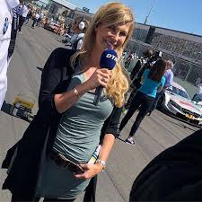17.754 synes godt om · 284 taler om dette. Verena Wriedt Let S Get The Race Action Started Dtm Pics Lausitzring Bmwmotorsport Audisport Mercedesamg Racing Motorsport Dtm Livesendung Moderation Facebook