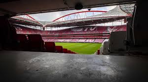 Maisfutebol.iol.pt é um jornal online: Benfica Sporting Em Direto Tudo O Que Antecedeu O Derbi Deste Sabado