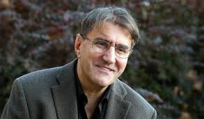 A színészvilág kettészakadásáról, legfontosabb filmszerepéről és a fiatalokról is beszélt eperjes károly. Jegy Hu Eperjes Karoly