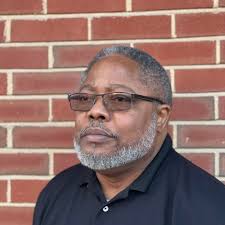 Viral video shows white officers in Alabama throwing a black woman to floor  at Waffle House, threatening to "break" her arm The woman was waiting for a  district manager's phone number from