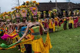 We did not find results for: Tarian Menyambut Dewa Dari Kahyangan Ala Masyarakat Hindu Bali Matakota News
