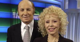 Italian journalist, teacher and writer. G699935729za9m