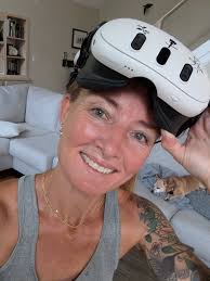 What would your life look like… if you were fully, unapologetically  yourself? Not the version that people tolerate. Not the one that performs  to be chosen. But the real you. The one