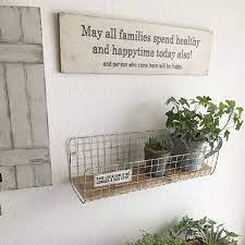 空間を無駄にしないで 100均 を活用した便利な 壁 収納アイデア集 folk 壁 収納 収納 アイデア アイデア