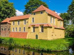 Öffnungszeiten schüssel und schlösser, vollständige übersicht mit öffnungszeiten und adressdaten von schüssel und schlösser in deutschland. Burgen Und Schlosser In Krummhorn Greetsiel An Der Nordseekuste