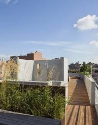 Over the last years, hundreds of the city's rooftops were turned into either lush and cozy little gardens or farms that grow organic produce for local restaurants and markets. East Village Roof Garden Modern Home In New York New York By Pulltab On Dwell