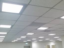Rupanya suami buat kejutan tau, aku ingatkan nak jadikan tukun dulu ke semua lampu. Lampu Pendarfluor 86 Gambar Siling Siling Dan Model Overhead Dengan Gril Untuk Pencahayaan Tertutup