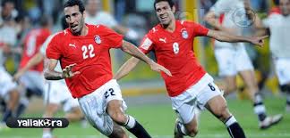 ويتصدر منتخب مصر ترتيب المجموعة السابعة التي تضم كينيا وتوجو وجزر القمر، برصيد 8 نقاط بعد الفوز في في لقائين والتعادل في مثلهما، ويحتل المركزالثاني منتخب جزر القمر. ØªÙ‚Ø±ÙŠØ± Ù„Ø§ Ù…ØµØ± Ù„Ø§ Ø¹Ø±Ø¨ ÙÙŠ Ù†ØµÙ Ù†Ù‡Ø§Ø¦ÙŠ Ø¥ÙØ±ÙŠÙ‚ÙŠØ§ ÙŠÙ„Ø§ÙƒÙˆØ±Ø©