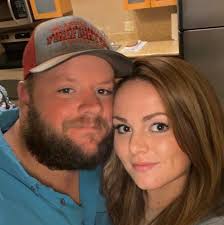 I Love Karen's wine stance. 🤣❤️